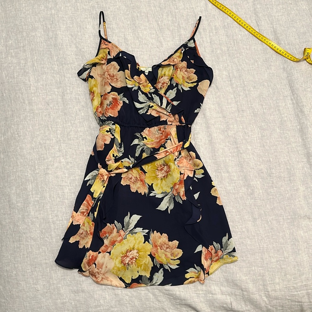 Joie Size S Silk Navy Floral Dress